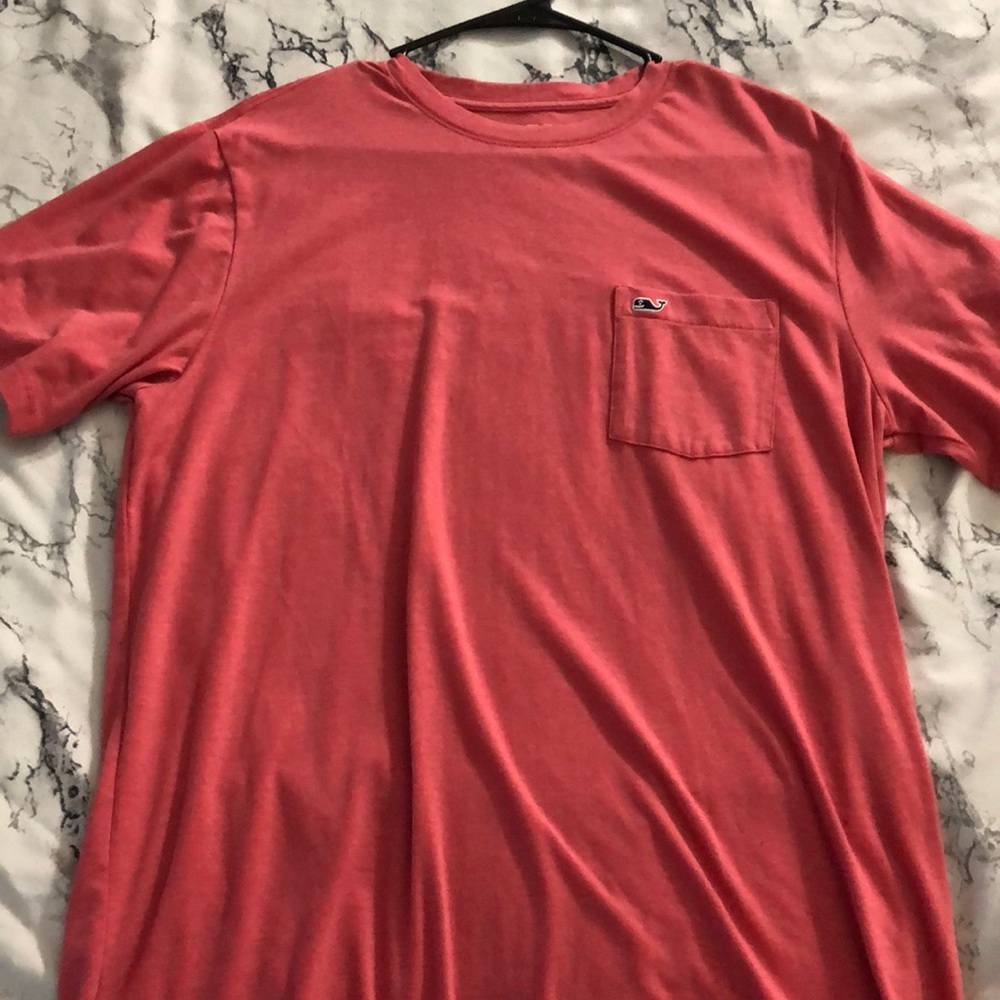 VINEYARD VINES t-shirt